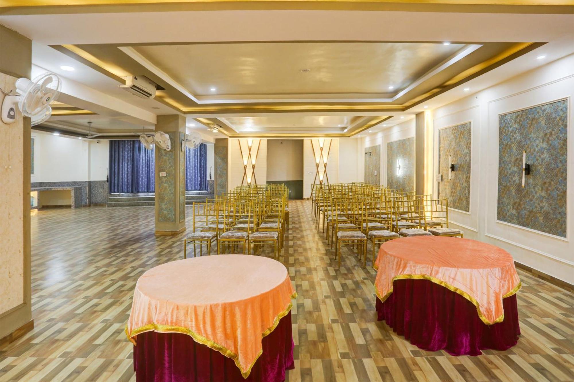 Collection O Jairaj Hotel อัลวาร์ ภายนอก รูปภาพ
