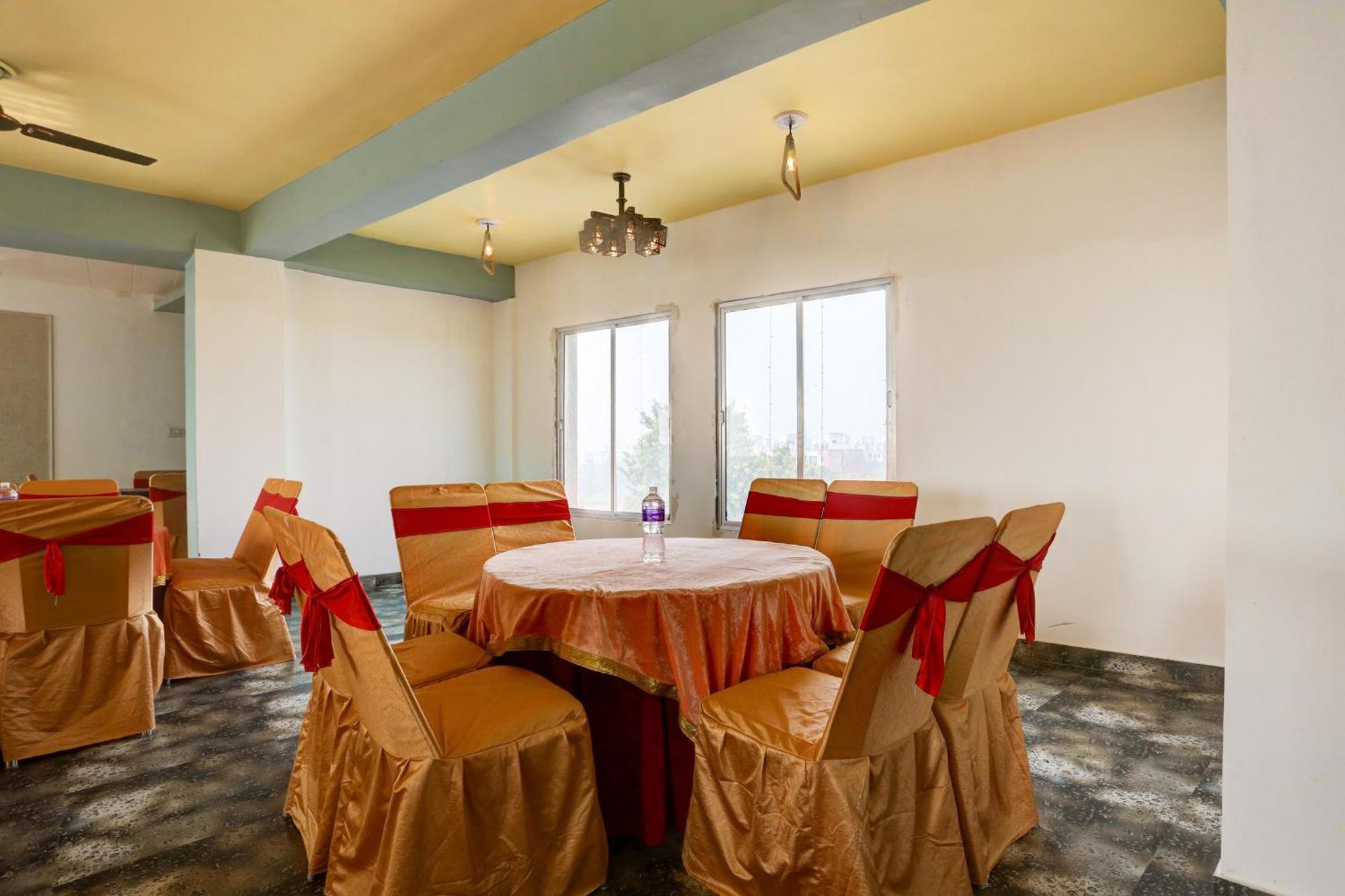 Collection O Jairaj Hotel อัลวาร์ ภายนอก รูปภาพ